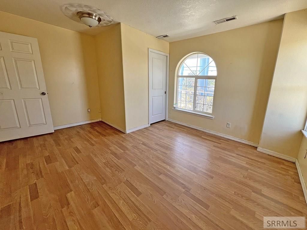 Image 19 of property listing at 15 W Walker Street, Blackfoot, ID 83221