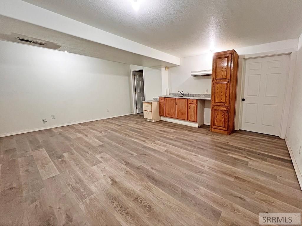 Image 24 of property listing at 15 W Walker Street, Blackfoot, ID 83221