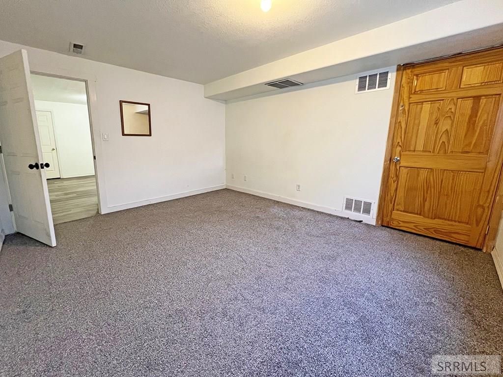 Image 25 of property listing at 15 W Walker Street, Blackfoot, ID 83221