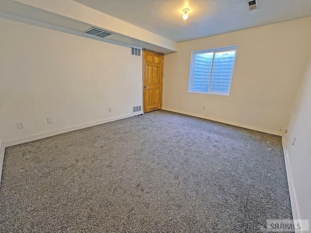 Image 26 of property listing at 15 W Walker Street, Blackfoot, ID 83221