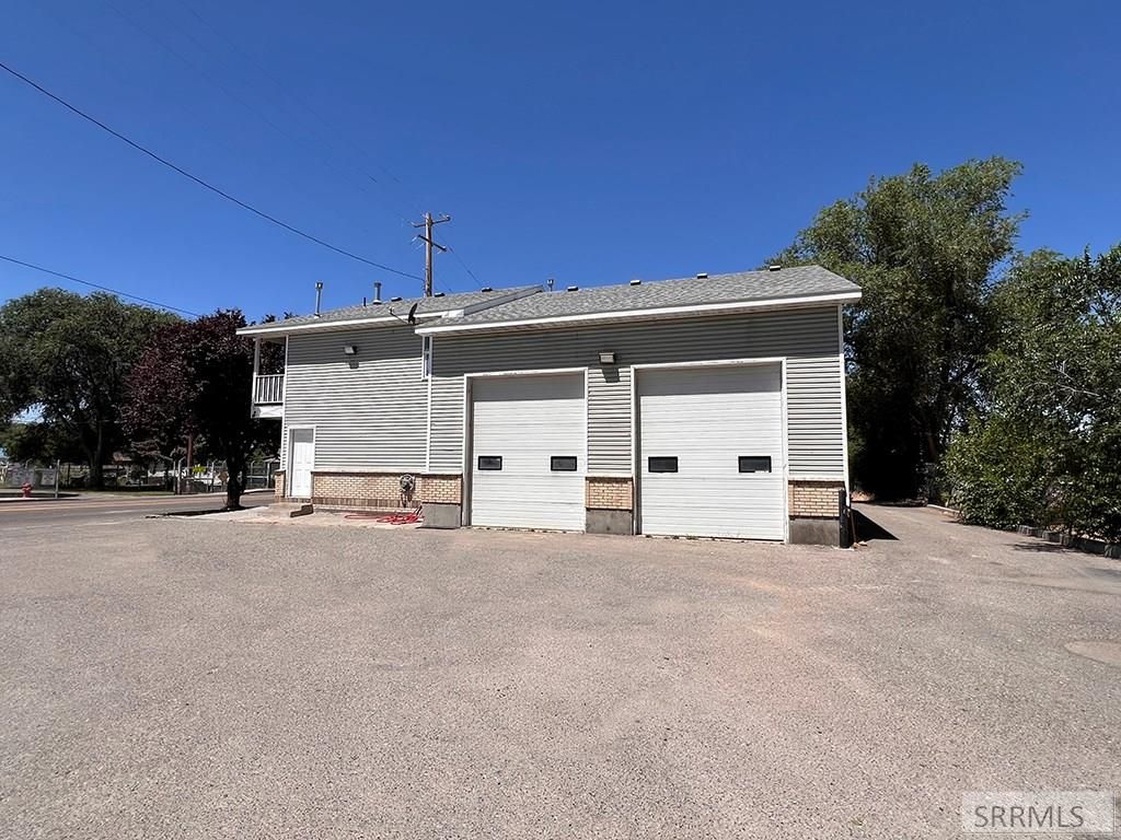 Image 5 of property listing at 15 W Walker Street, Blackfoot, ID 83221