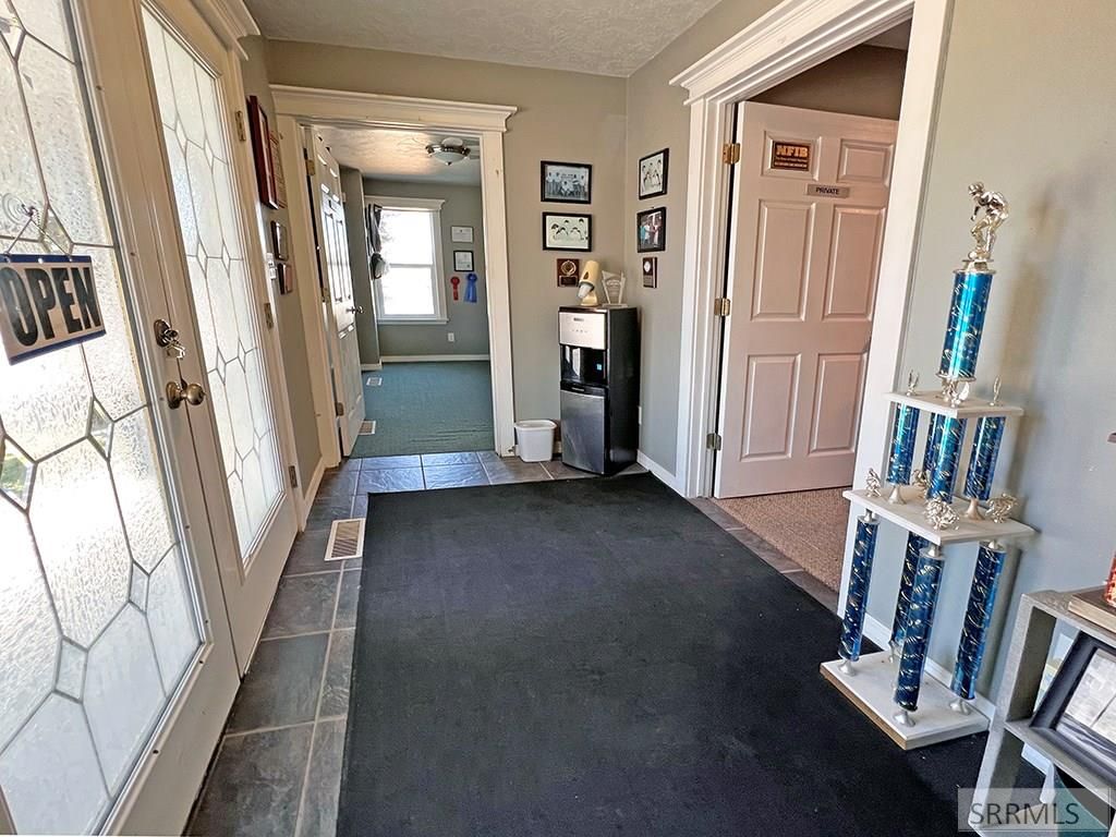 Image 8 of property listing at 15 W Walker Street, Blackfoot, ID 83221
