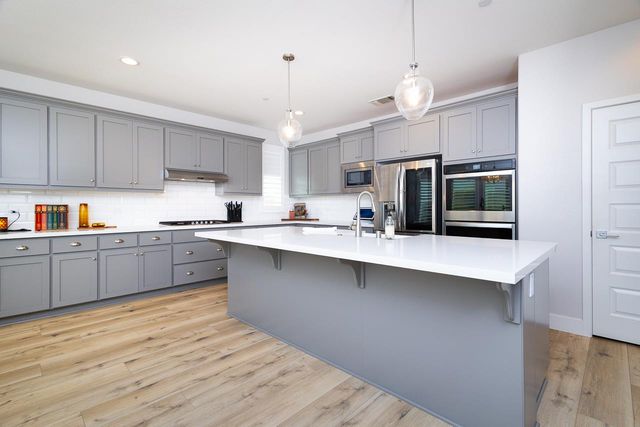 1009 Fence Post Way, Roseville, CA 95747