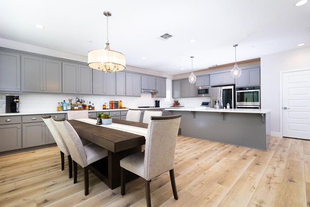 1009 Fence Post Way, Roseville, CA 95747
