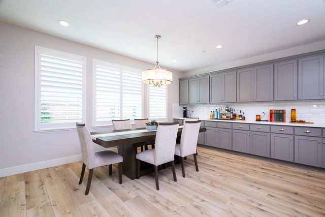 1009 Fence Post Way, Roseville, CA 95747