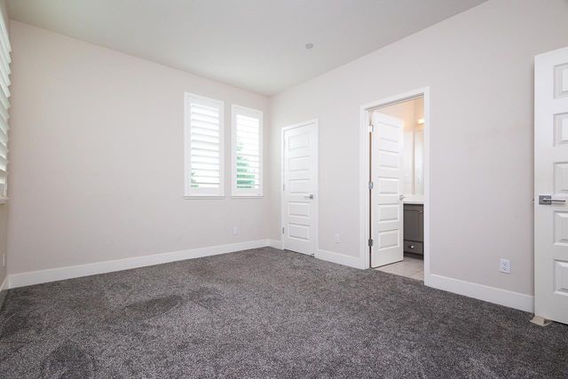 1009 Fence Post Way, Roseville, CA 95747