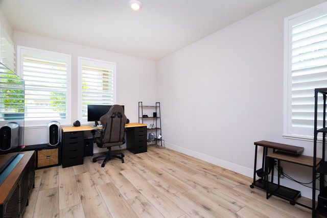 1009 Fence Post Way, Roseville, CA 95747