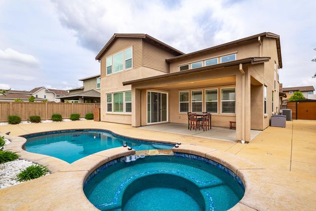 1009 Fence Post Way, Roseville, CA 95747