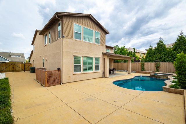 1009 Fence Post Way, Roseville, CA 95747