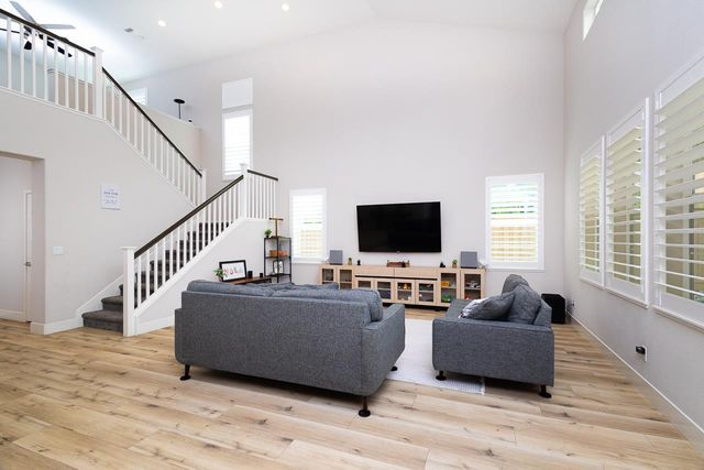 1009 Fence Post Way, Roseville, CA 95747