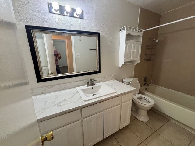 1008 Poplar Street 1008, Benbrook, TX 76126