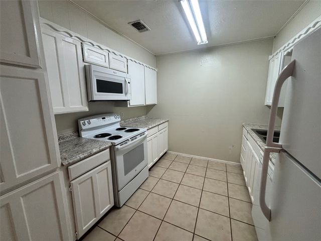 1008 Poplar Street 1008, Benbrook, TX 76126