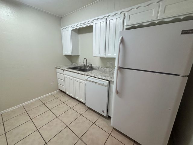 1008 Poplar Street 1008, Benbrook, TX 76126