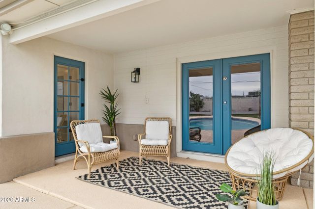 1023 E Larkspur Lane, Tempe, AZ 85288