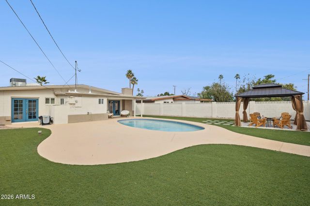 1023 E Larkspur Lane, Tempe, AZ 85288