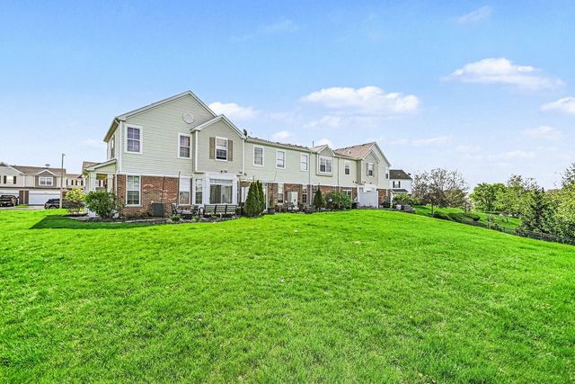 1033 Heron Circle, Joliet, IL 60431