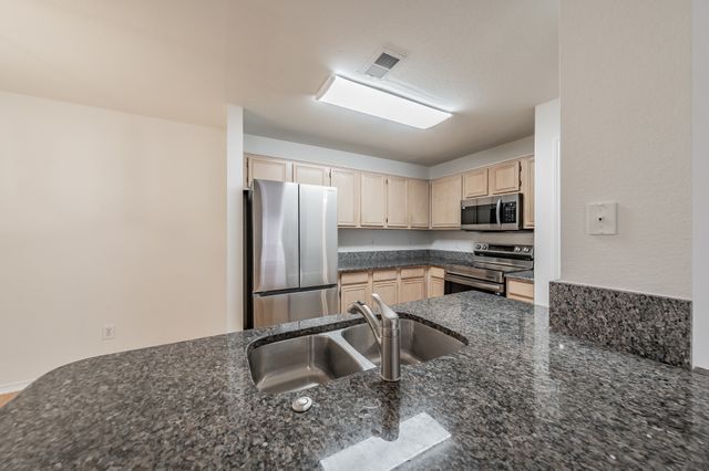 569 Continental Drive, Lewisville, TX 75067