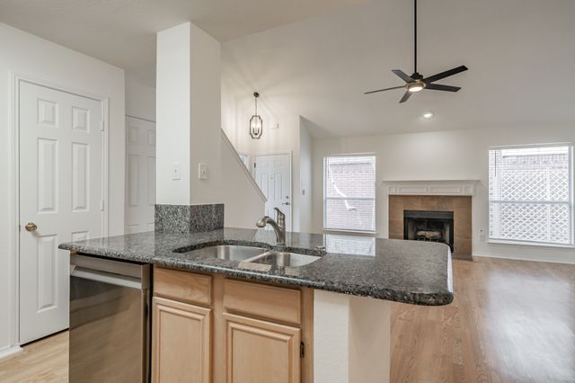 569 Continental Drive, Lewisville, TX 75067