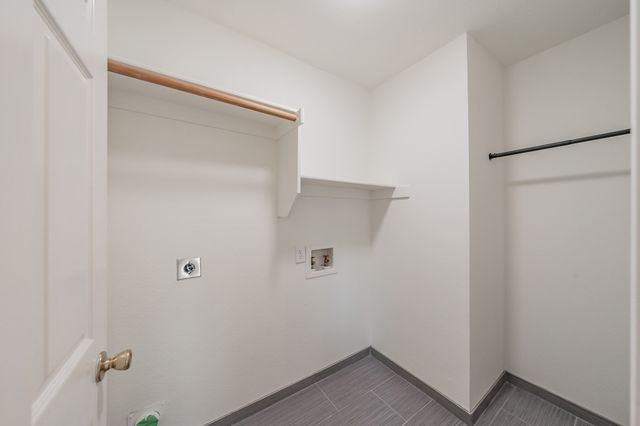 569 Continental Drive, Lewisville, TX 75067