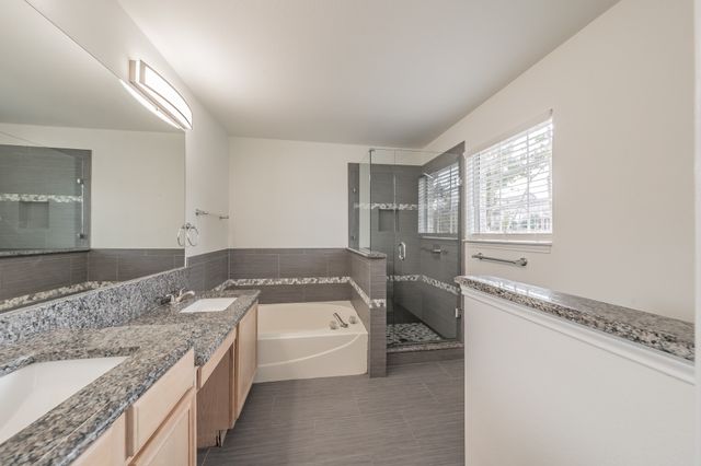 569 Continental Drive, Lewisville, TX 75067