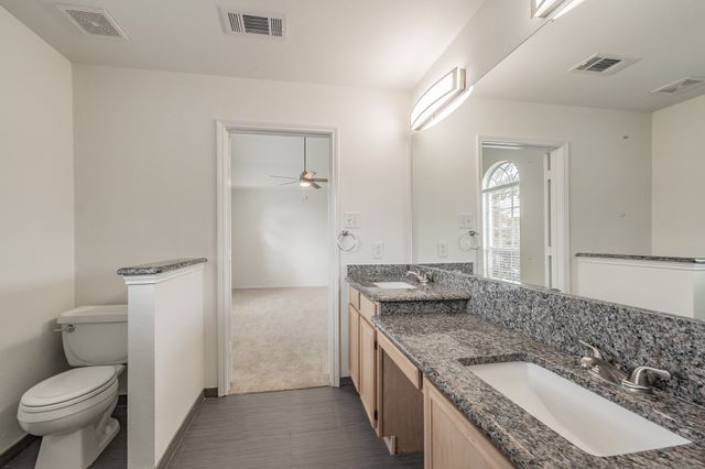 569 Continental Drive, Lewisville, TX 75067