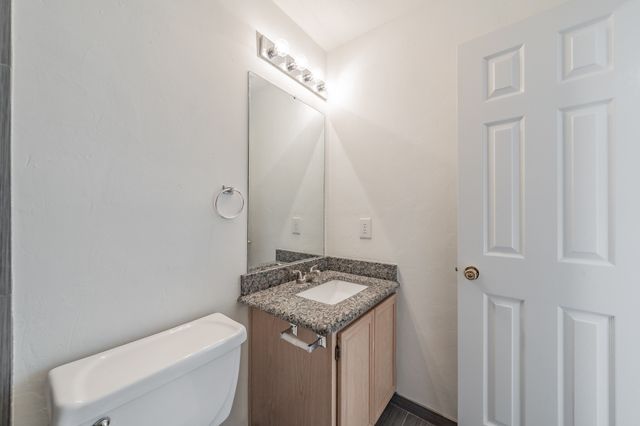 569 Continental Drive, Lewisville, TX 75067