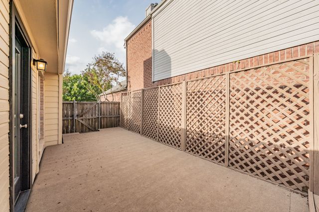 569 Continental Drive, Lewisville, TX 75067
