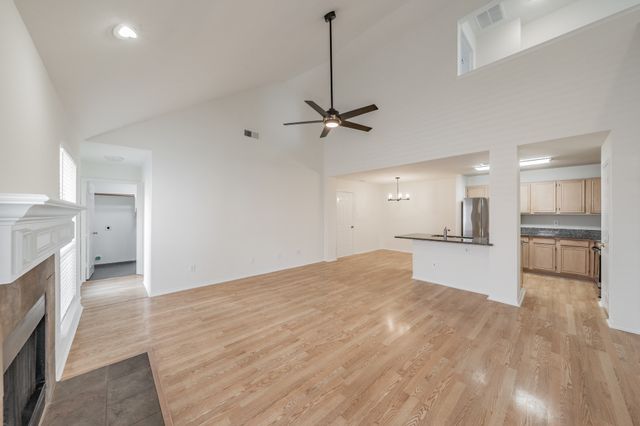 569 Continental Drive, Lewisville, TX 75067