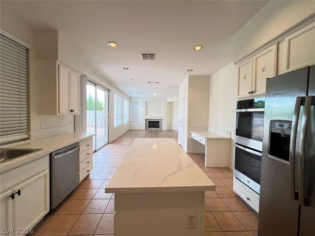 828 Cambridge Cross Place, Las Vegas, NV 89144