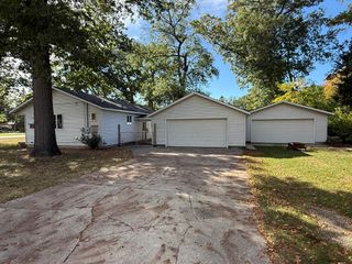 1310 W Giles Road, Laketon Twp, MI 49445