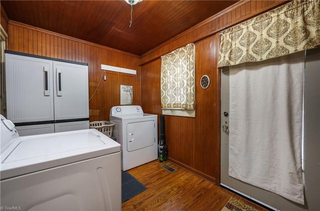 271 N Main Street, Denton, NC 27239