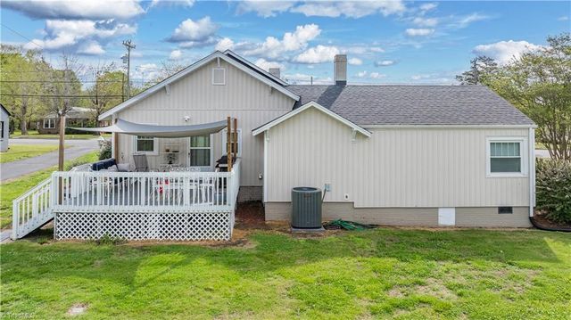 271 N Main Street, Denton, NC 27239