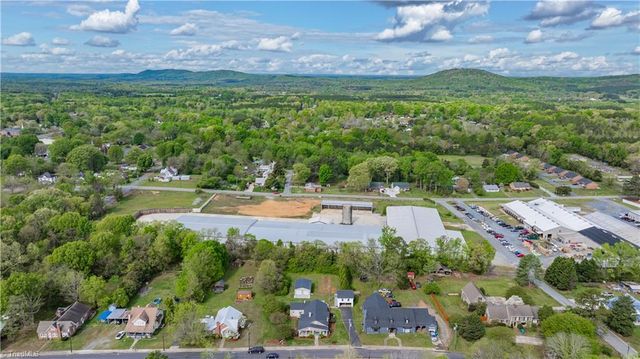 271 N Main Street, Denton, NC 27239