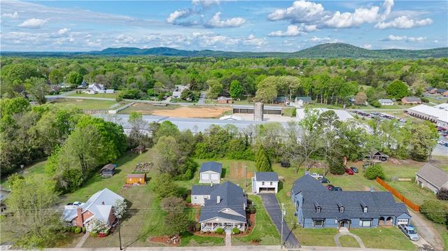 271 N Main Street, Denton, NC 27239