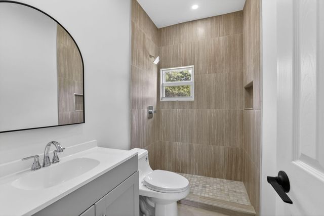621 NW 3rd Avenue, Pompano Beach, FL 33060