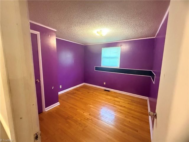 386 Otis Brown Drive, North Wilkesboro, NC 28659