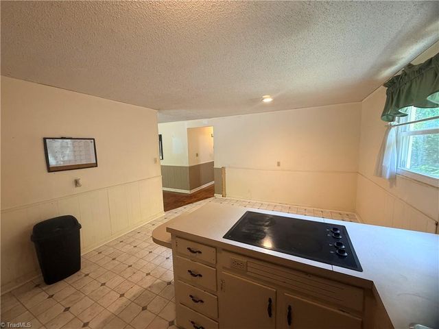386 Otis Brown Drive, North Wilkesboro, NC 28659