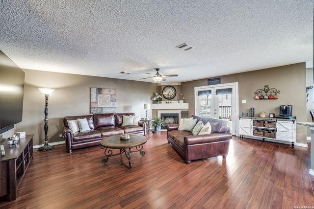 8122 Brisbane, Converse, TX 78109