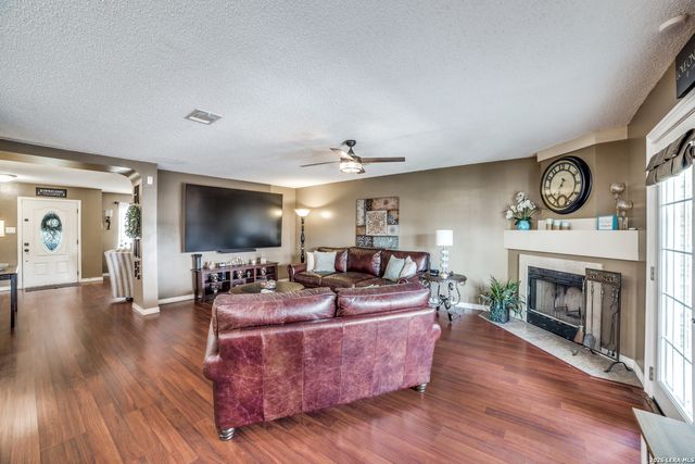 8122 Brisbane, Converse, TX 78109