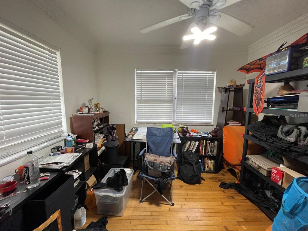 Image 9 of property listing at 2312 E 9TH AVENUE, Tampa, FL 33605