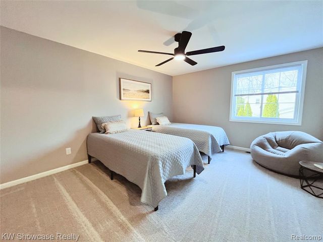 2034 E Nalone, Wixom, MI 48393