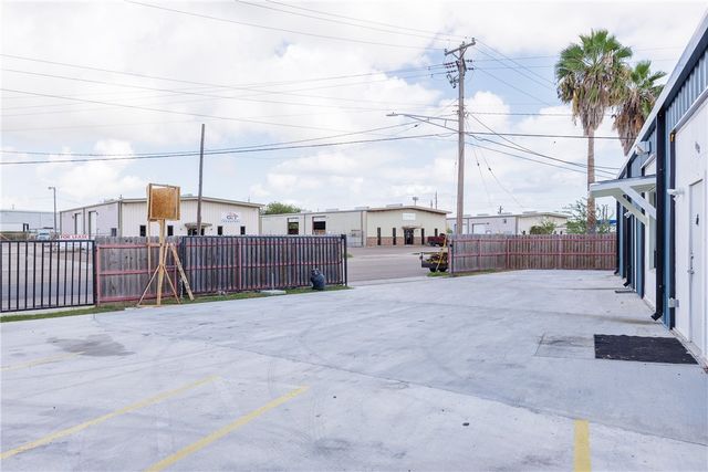 4058 Lou St, Corpus Christi, TX 78405