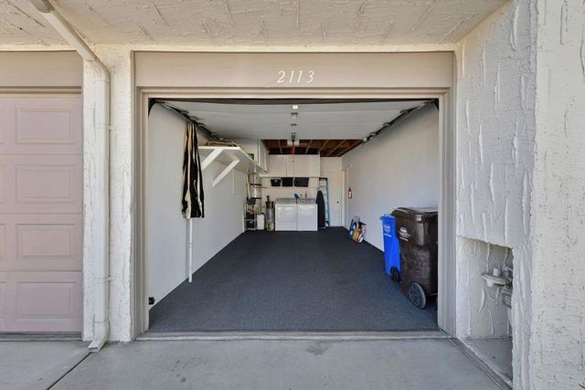 2113 Sunshine Way, Palm Springs, CA 92264