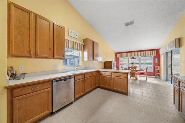 4634 SUMMERBRIDGE CIRCLE, Leesburg, FL 34748