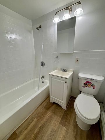 39 Shawmut St 1, Chelsea, MA 02150