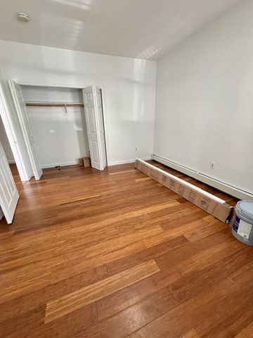 39 Shawmut St 1, Chelsea, MA 02150