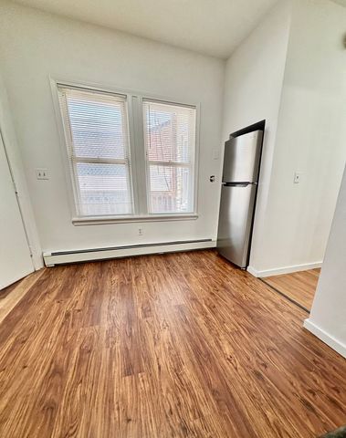 39 Shawmut St 1, Chelsea, MA 02150