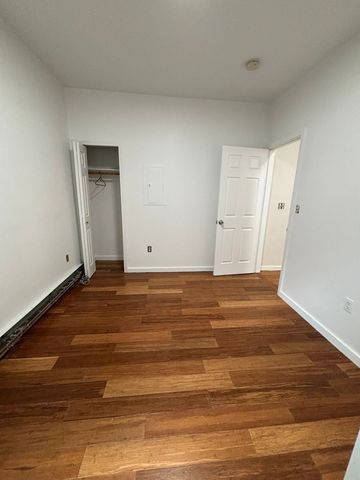 39 Shawmut St 1, Chelsea, MA 02150