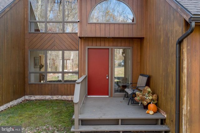 786 RIDGE RD, Telford, PA 18969