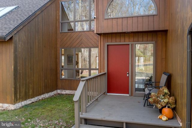 786 RIDGE RD, Telford, PA 18969